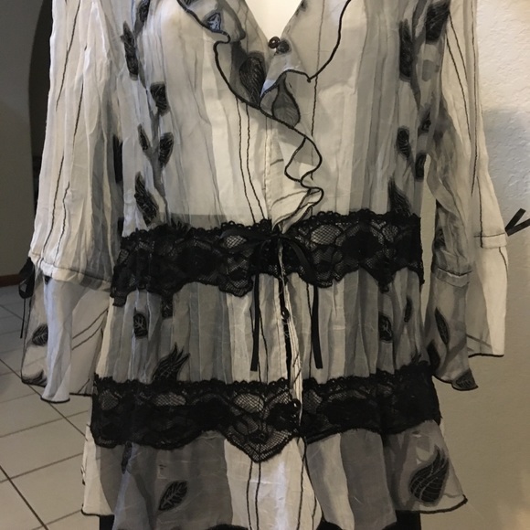 Ruffled Blouse - Picture 3 of 3